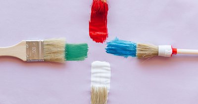 Naturfarben oder Kunstharzfarbe: Was passt zu Ihnen?